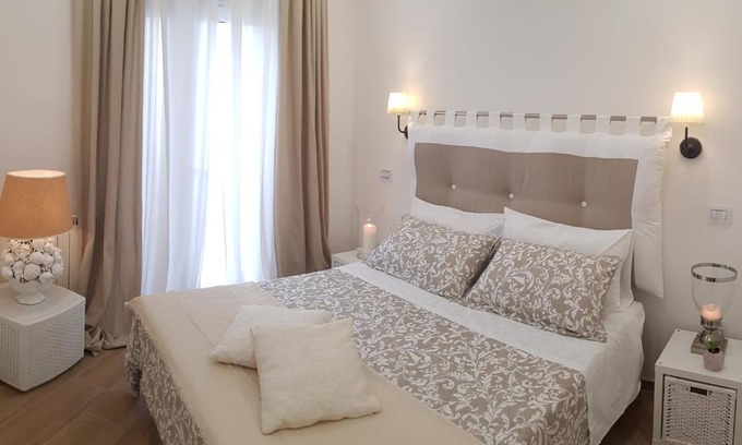 San Felice Circeo Bed & Breakfast | Discover Il Fiore di Loto: Beachfront Family Retreat
