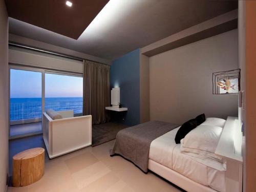 Lido di Capo Portiere Hotel | Discover Il Fogliano Hotel with Oceanfront Relaxation