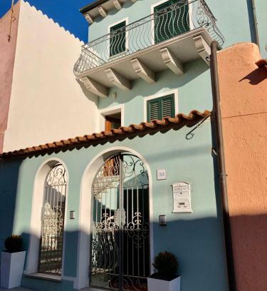 Santa Teresa di Gallura Apartment | Pet-Friendly Retreat: Il Gabbiano with 9.4/10 Rating