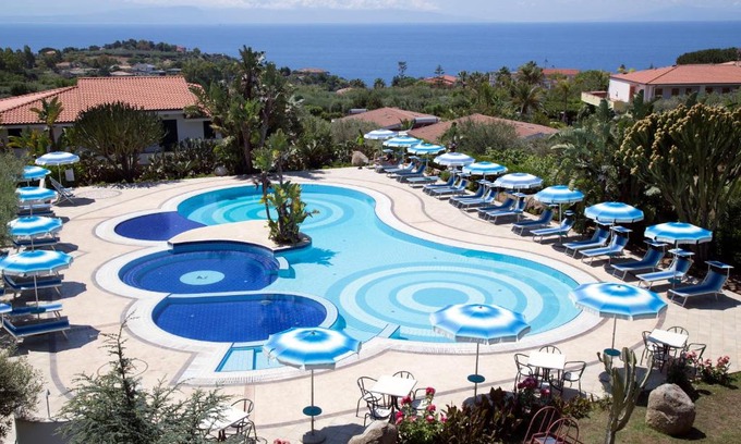 Ricadi Hotel | Pet-Friendly Il Gattopardo with Private Beach & Ocean Views