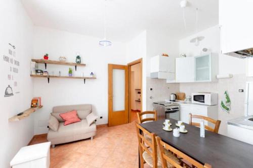Prati Apartment | Oceanfront Retreat at Il Glicine di Villa Vittoria