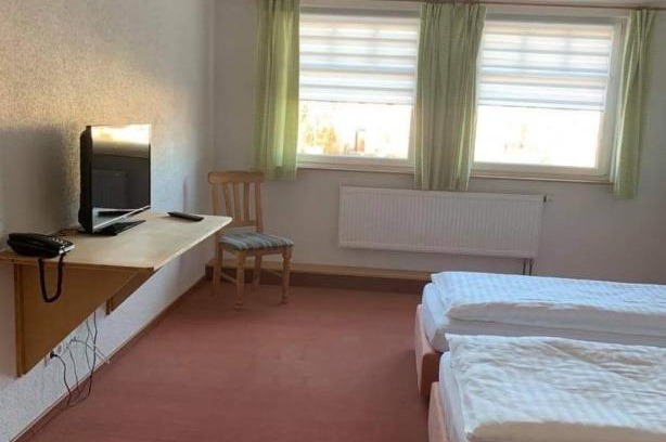 Marktleugast House | Cozy iL Greco Pension: Family-Friendly with Breakfast Included