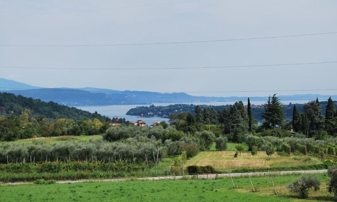 Roe Volciano Apartment | Kid-Friendly Getaway at Il Melograno B&B Apartment