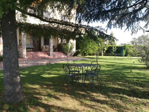 Torrita di Siena House | Experience Il Melograno: Pet-Friendly Oceanfront Retreat