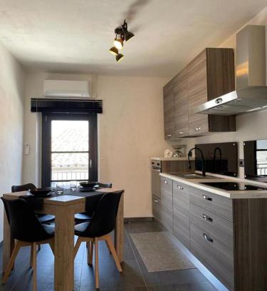 Gissi Apartment | Cozy Il nido del Passero: Family-Friendly Getaway