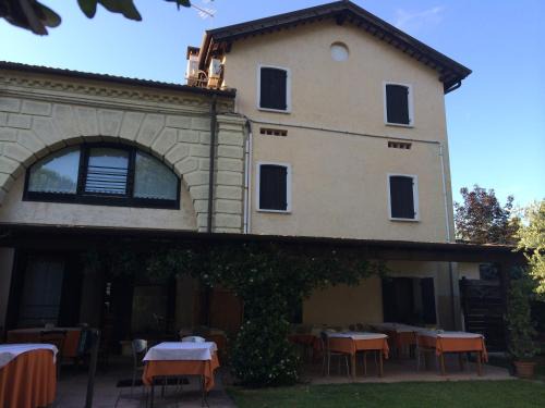 Villorba House | Cozy Escape at Il Podere Del Convento with Restaurant Dining