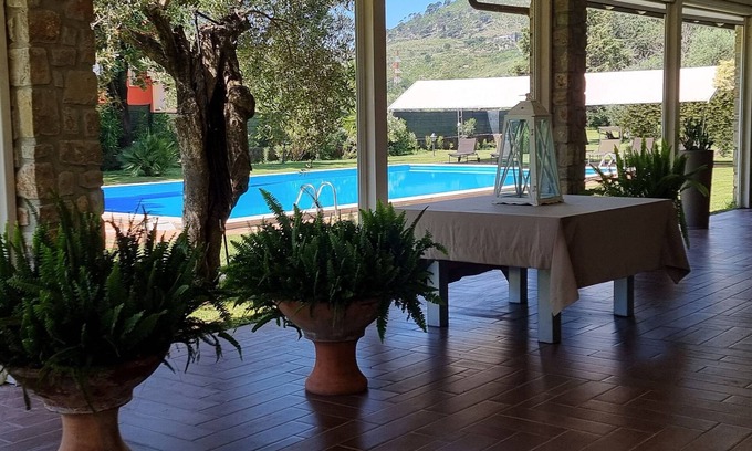 Formia Villa | Idyllic IL QUADRIFOGLIO Villa with Pool in Formia, Lazio