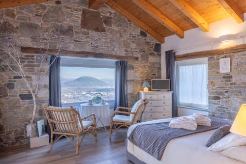 Casale Corte Cerro Bed & Breakfast | Discover Il riccio di Ricciano: Pet-Friendly Retreat