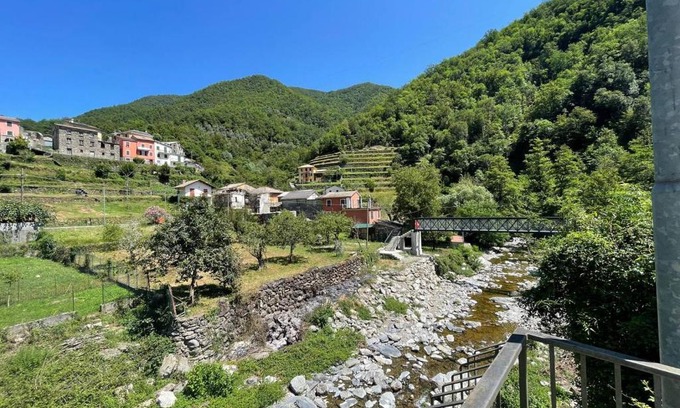 Lorsica Apartment | Family-Friendly Il Rifugio by Holiday World Awaits You