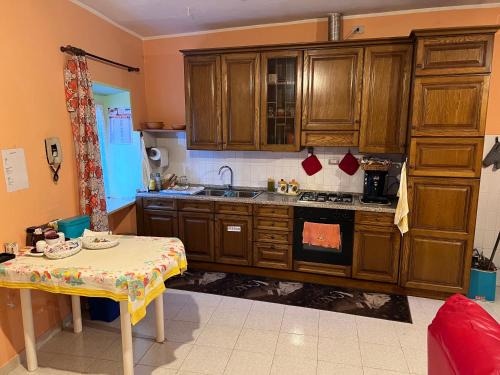 Bugnara Apartment | Experience PAGLIUCO Casa in Campagna: Pet-Friendly Retreat