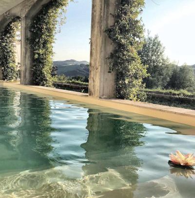Montecalvo Versiggia Bed & Breakfast | Oceanfront Il Sassoscritto Bed and Breakfast with Pool