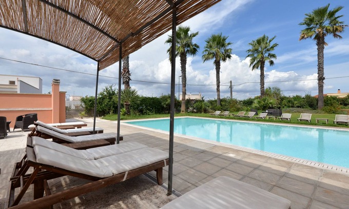 Gagliano del Capo Hotel | Elegant Il Tabacchificio Hotel: Top-Rated with Spa & Pool