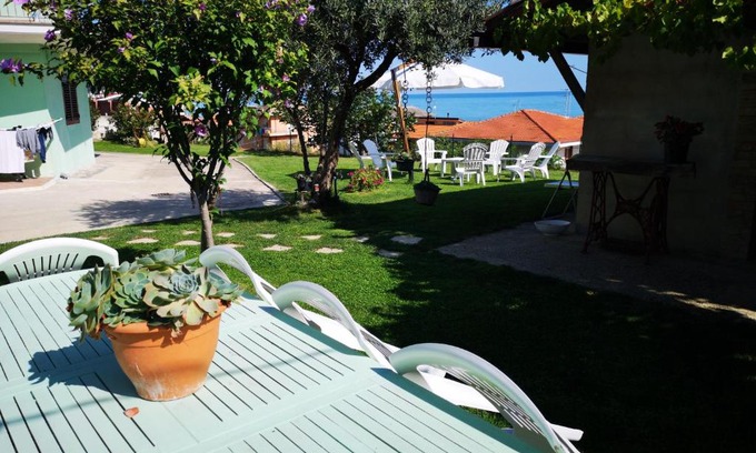 Fossacesia Marina Apartment | Premier Ocean View Stay at Il Tetto Verde - 10/10 Rated