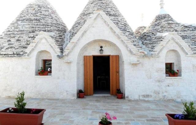 L'Assunta House | Discover Il Trullo del Mirto: Pet-Friendly Paradise