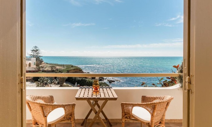 Punta Braccetto Bed & Breakfast | Inviting Stay at Il Varo a Mare with Pet-Friendly Amenities