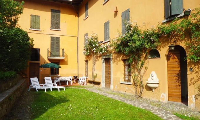 Crone House | Discover Il Vaticano del Lago d'Idro: Pet-Friendly Retreat