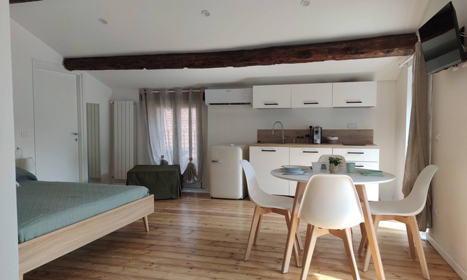 Cannero Riviera Apartment | Explore Family-Friendly Comfort at Ilanga House - Studio Lena