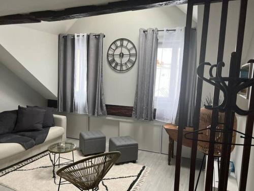 Les Iles Apartment | Discover Ile Saint Louis: A Hidden Gem in the City