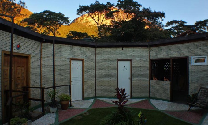 Pati Valley House | Explore Ilha de Mato: Family-Friendly with Breakfast Included