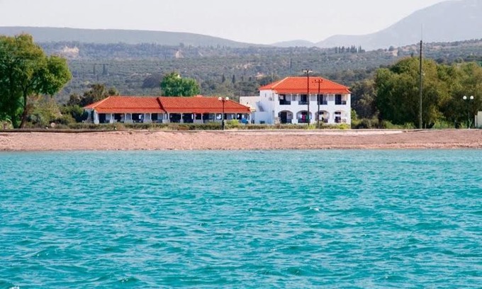 Methoni Apartment | Cozy Ilias Apartments with Ocean View and Family Amenities