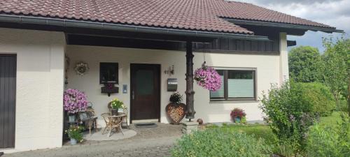Blaichach Apartment | Exceptional Illerblick: Family-Friendly Retreat with High Ratings
