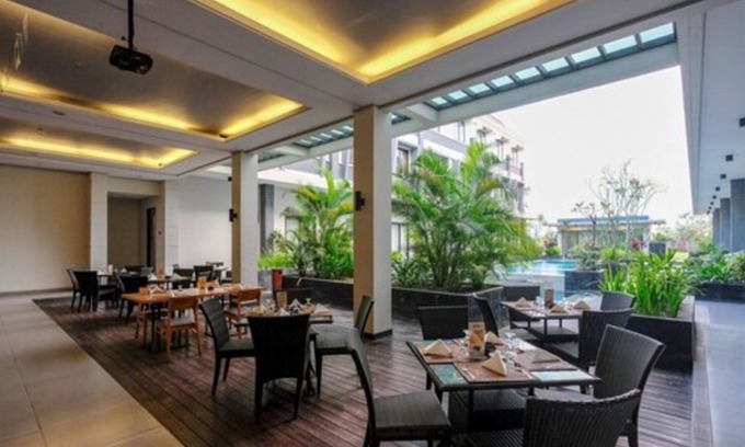 Praya Hotel | Quality Stay at ILLIRA Lite Praya Lombok with Pool Access