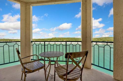 Highland Lake Estates House | Relaxing ILT 3221 Lakeside Serenity with Pool & Hot Tub