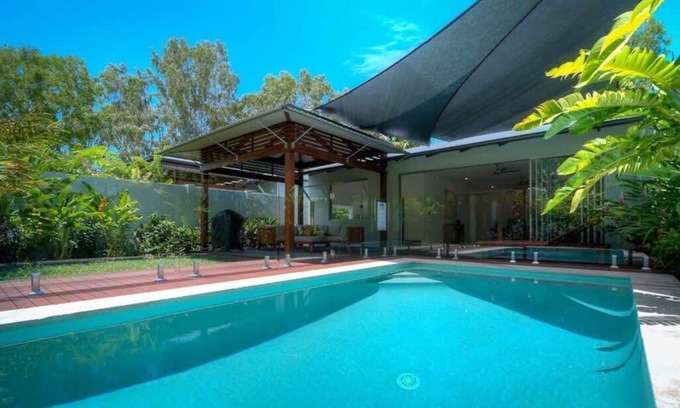 Port Douglas Villa | Modern Accommodation with Ocean View & Private Pool in Port Douglas