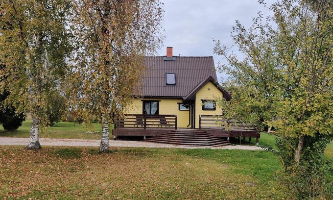 Turi House | Idyllic Ilvese Cottage by Lintsi River with Ocean Views