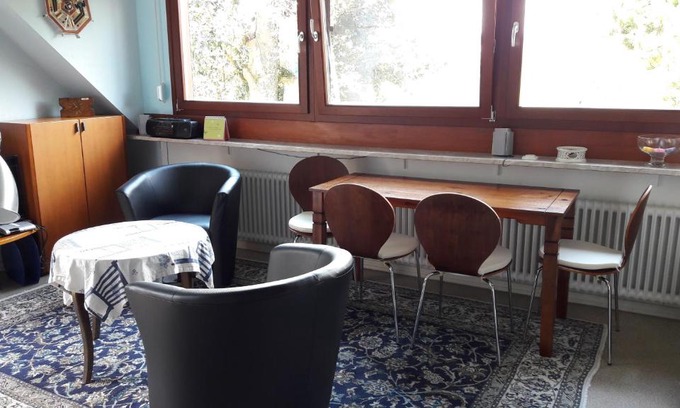 Roth an der Our Apartment | Cozy Im Baumhaus: Pet & Child Friendly Retreat