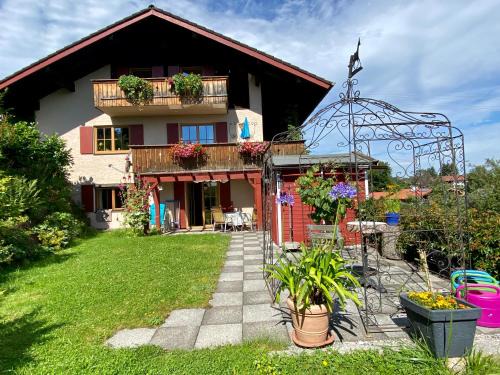 Bad Kohlgrub Apartment | Discover Im-Oberland: Oceanfront Retreat with Spa & Pool