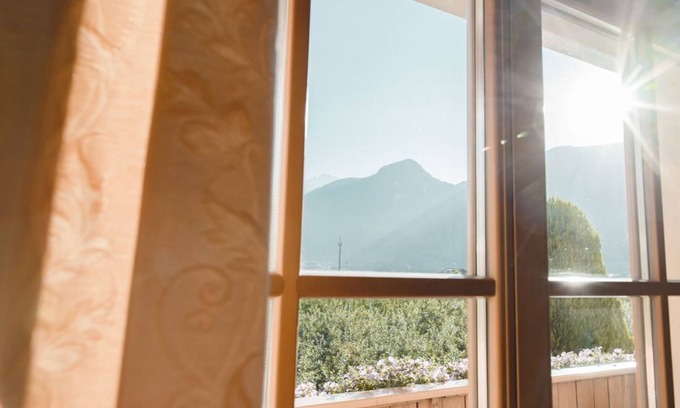 Lana Hotel | Discover Im Tiefenbrunn: 4-Star Hotel with Ocean View & Spa