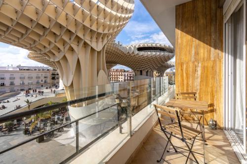 Historical Center Apartment | Elegant Family Stay at Imagen Metrosol Deluxe by Valcambre