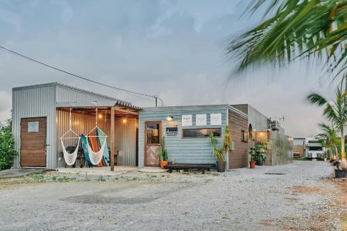 Shoshi Villa | Experience Imagine Okinawa: Oceanfront Bliss & 10/10 Reviews