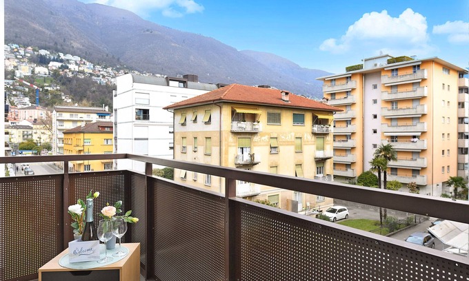Locarno Apartment | Imbarcadero Apartment: Pet-Friendly Retreat in Locarno