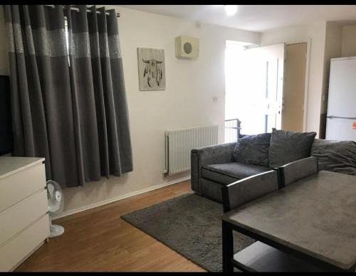 Stoke-on-Trent Apartment | Welcoming 1-Bed Apartment in Stoke-on-Trent for Families