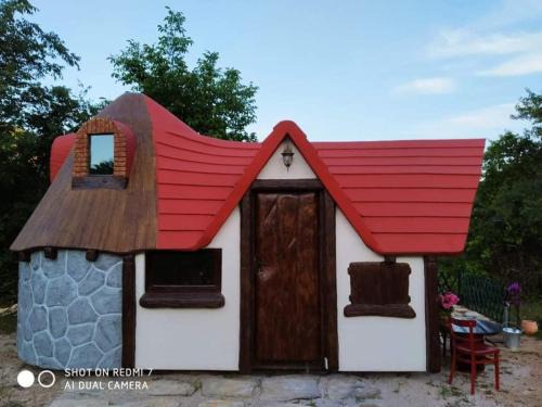 Skradin House | Immaculate 2-Bed Cottage Near Krka Waterfalls - Guest Rated 9.8