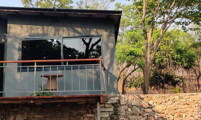 Siavonga House | Immaculate 2-Bed House in Siavonga with Kitchen Amenities