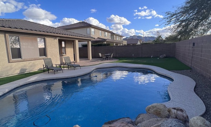 Gilbert House | Family Retreat with Pool & Office, Rated 9.8/10 by Guests