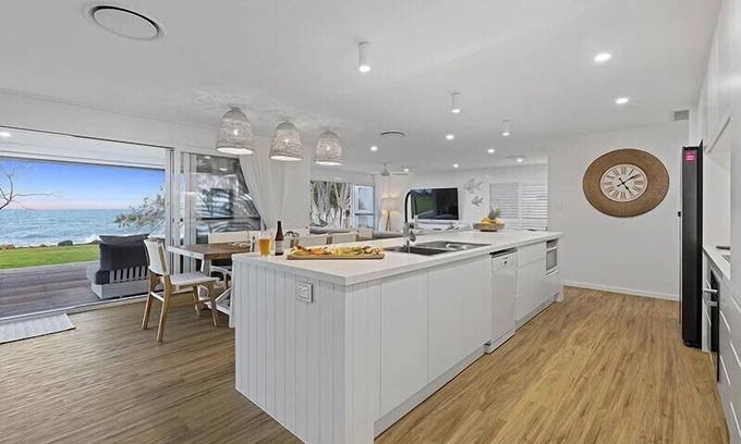 Bargara Apartment | Experience Unmatched Oceanfront Indulgence and Amenities