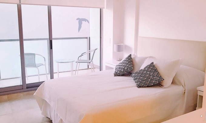 Recoleta Apartment | Impeccable Apartment in Alto Palermo - Rated 10/10!