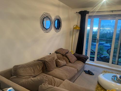 Cray Valley West Apartment | Beautiful 2-Bed Apartment in Family-Friendly Orpington