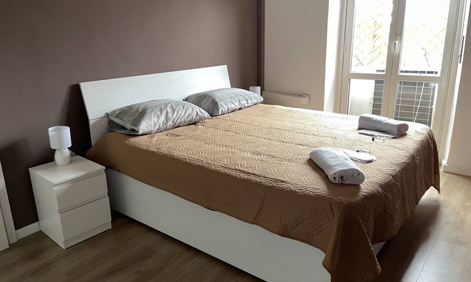 Villapizzone House | Stylish 2-Bed House in Milano for Up to 4 Guests