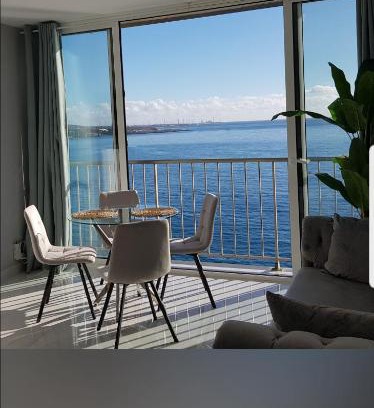 San Agustin Apartment | Impressive Oceanfront Hotel with Pool & Pet-Friendly Perks