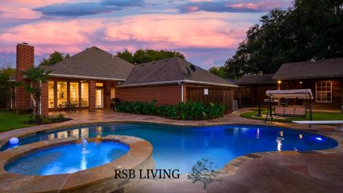 Irving House | Ideal Getaway: Heated Pool & Spa Minutes from DFW Airport