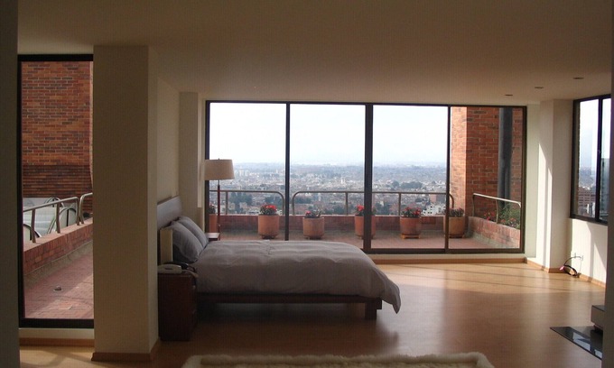El Palomar Apartment | Elegant Penthouse with Breathtaking Views in Rosales, Bogotá