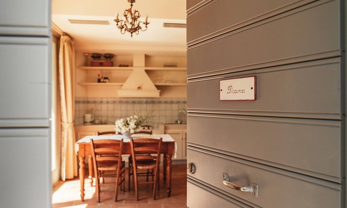 Santa Veneranda Apartment | Family-Friendly Farmhouse Retreat with Pool and Garden