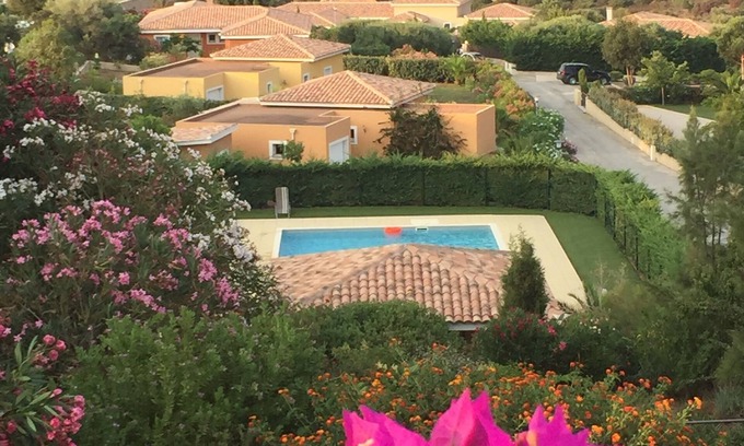Marine de Saint Ambroggio Apartment | Seaside Retreat: Top-Rated Apartment with Ocean View