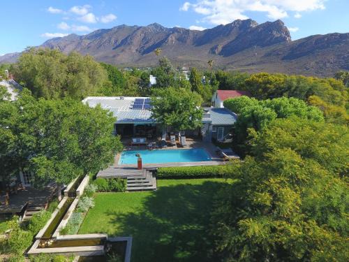 Montagu House | Indulge at In Abundance Guest House - 4-Star Family Retreat