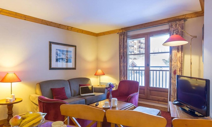 Arc-1950 Apartment | Discover Arc1950: Residence 5* with Deep Nature Spa!